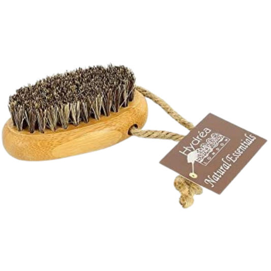 bamboo-nail-brush-with-mane-cactus-bristle-100-fsc