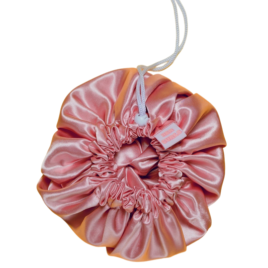 her-curls-satin-bonnet-pink